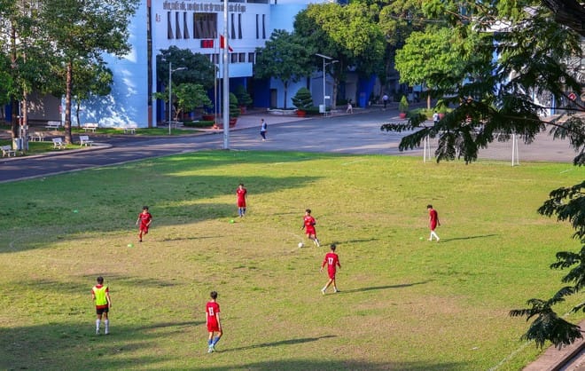 1 trường đại học là lò đào tạo tỷ phú nhưng sinh viên chỉ mơ ra được trường, mỗi năm có vài trăm người bị cho thôi học - Ảnh 5.