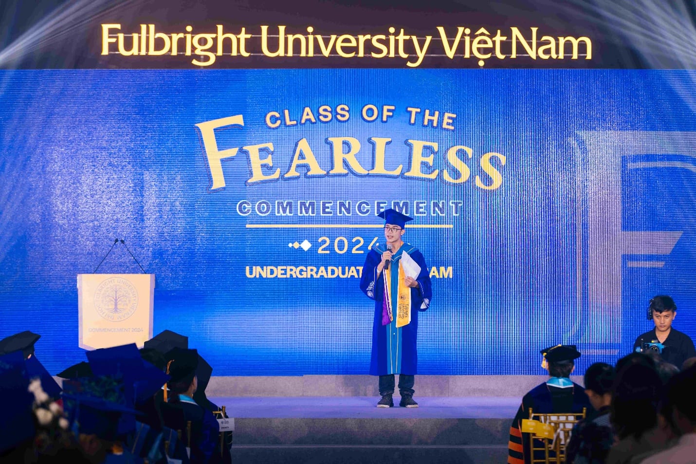 Khoảnh khắc, thanh âm và những câu chuyện kể tại Lễ Tốt nghiệp Trường Fulbright - Ảnh 3.